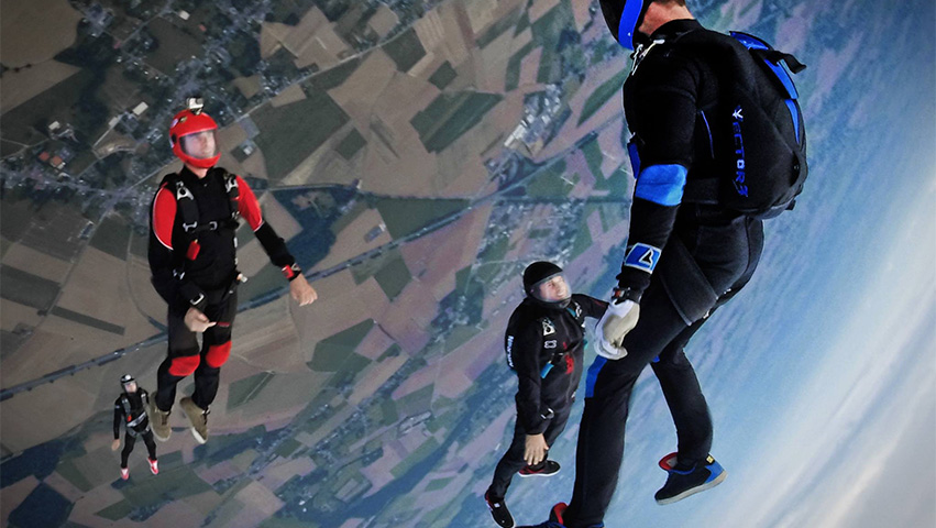 skydiver - A Useful Guide to Skydiving